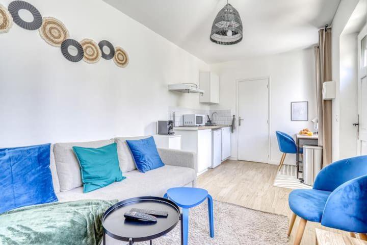 Emmanuel 2 Holiday home Pierrefitte-sur-Seine