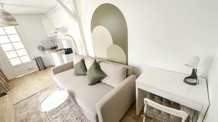 Emmanuel 2 Holiday home